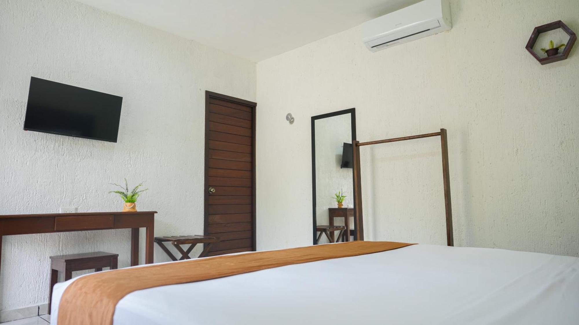 Hotel Del Parque فالادوليد المظهر الخارجي الصورة