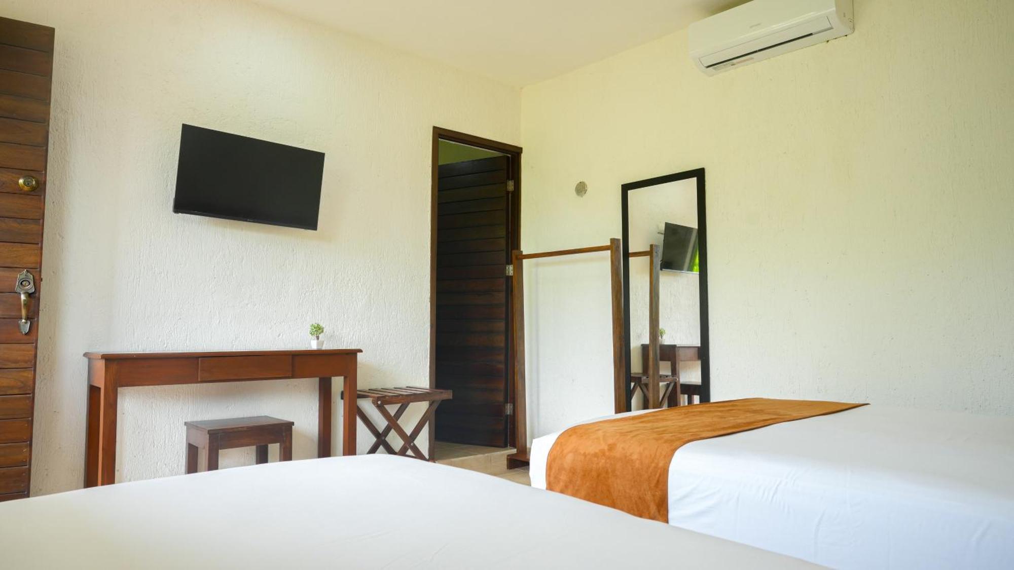 Hotel Del Parque فالادوليد المظهر الخارجي الصورة